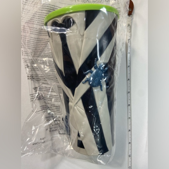 COPY - Beetlejuice Beetlejuice - Beetlejuice Suit/Bug Textured Gripper Cup w/ S… - Picture 4 of 10